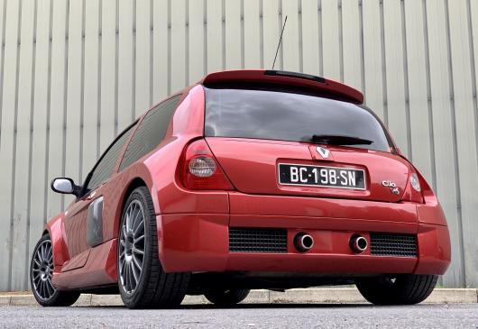 Clio V6