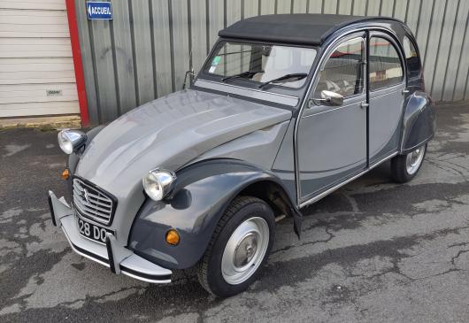 2 CV Chatleston