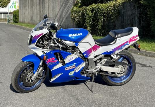 Suzuki GSX-R 750